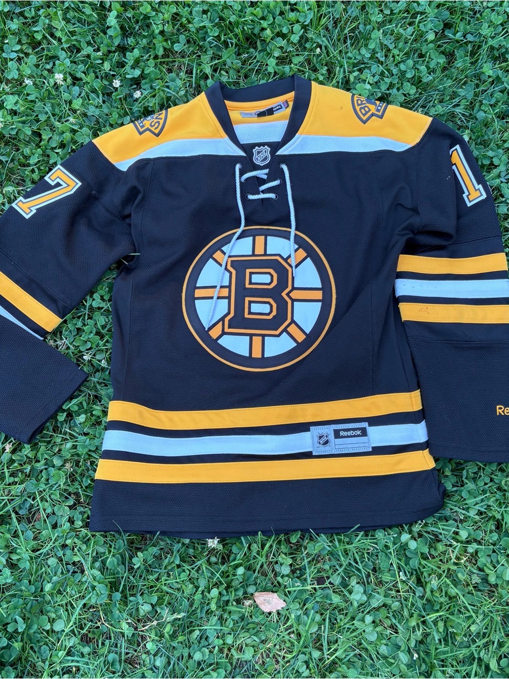 Boston Bruin Lucic Woman Jersey #17 Reebok